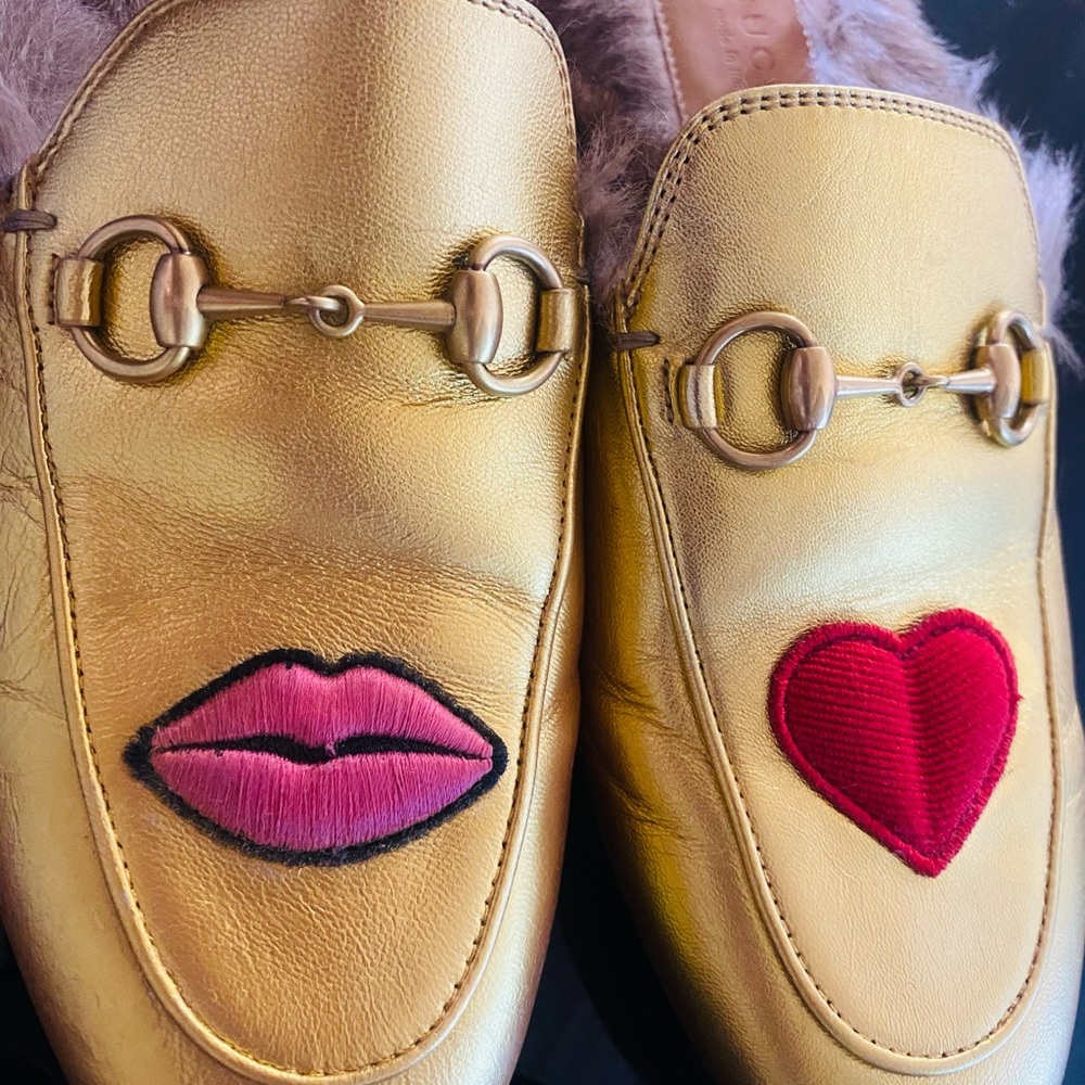 Gucci Gold and Red Emoji Flats - Picture 5 of 7
